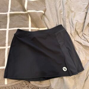 VUORI SKIRT SIZE S — Like new